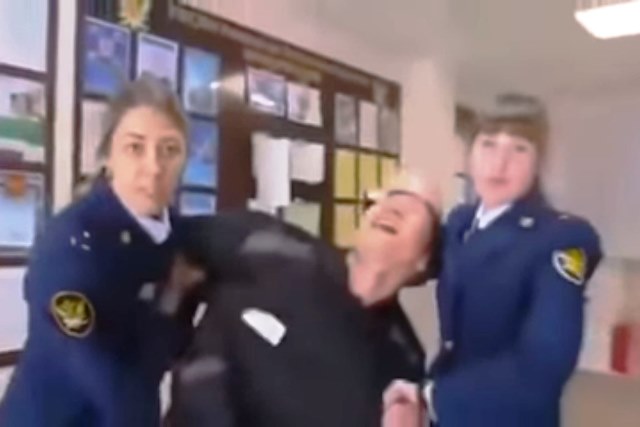 ����� ������� ���� ����, � ������� ������� � ����������� �� �������� ►