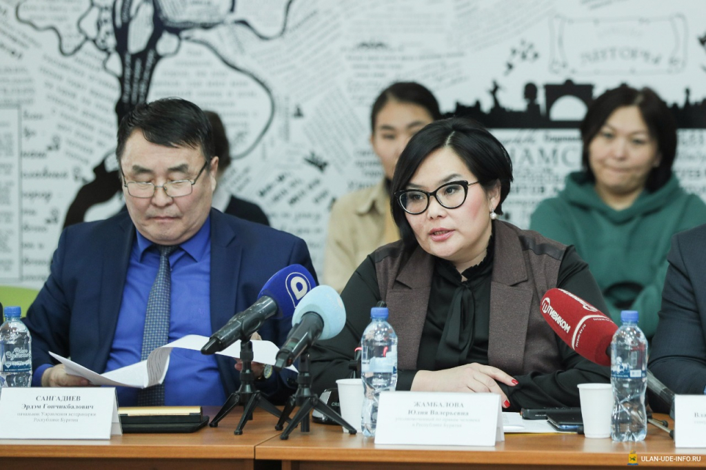 В Улан-Удэ предложили увеличить штрафы для владельцев собак В Улан-Удэ предложили увеличить штрафы для владельцев собак
