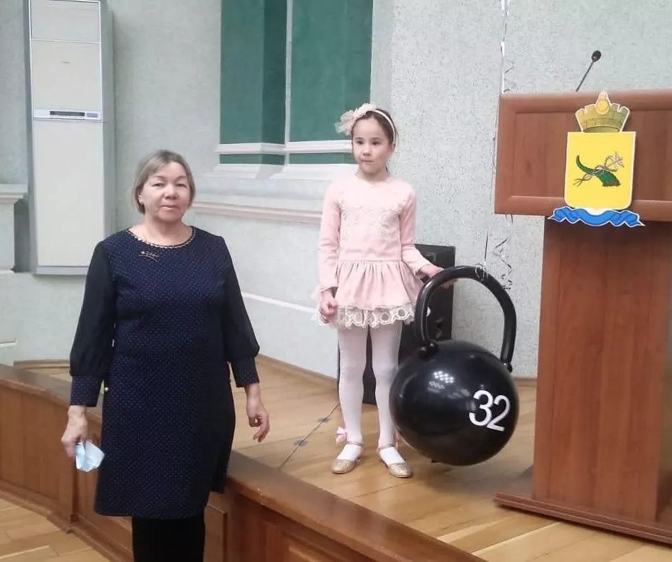 � ����-��� ������� ������� ���� � ������������� ��� 6-������ �����������