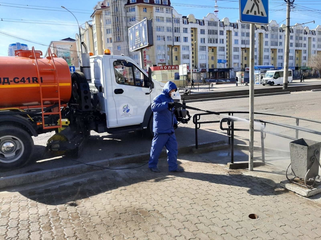 В Улан-Удэ продолжается дезинфекция общественных мест В Улан-Удэ продолжается дезинфекция общественных мест