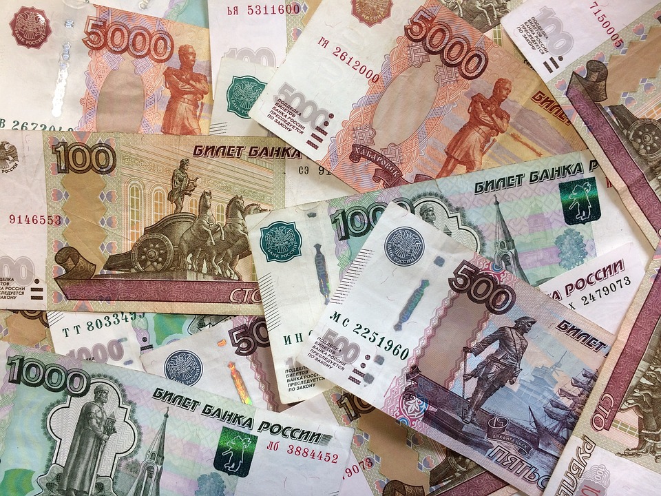Рядовым и сержантам, служащим по контракту, повысят зарплату Рядовым и сержантам, служащим по контракту, повысят зарплату