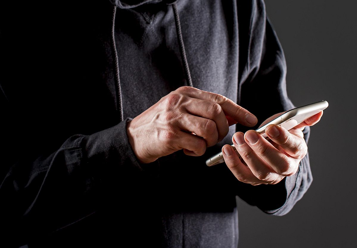 Улан-удэнец обманом выманивал деньги у родственников военных Улан-удэнец обманом выманивал деньги у родственников военных