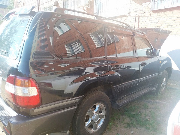 Власти Бурятии отменили торги по продаже внедорожника Land Cruiser Власти Бурятии отменили торги по продаже внедорожника Land Cruiser