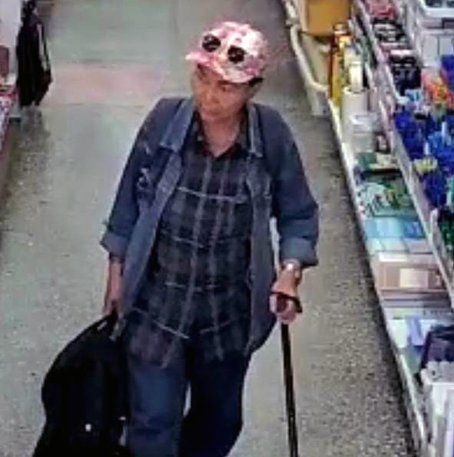 В Улан–Удэ оперативниками разыскивается подозреваемая в имущественном преступлении В Улан–Удэ оперативниками разыскивается подозреваемая в имущественном преступлении