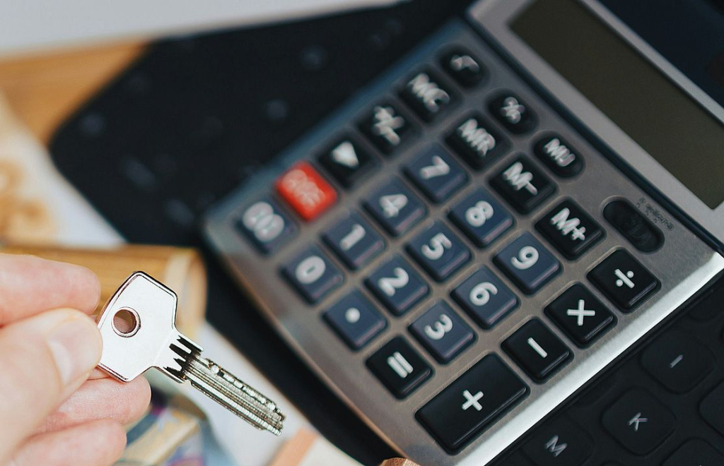 Бурятия оказалась среди регионов с самой большой долей расходов на ЖКУ Бурятия оказалась среди регионов с самой большой долей расходов на ЖКУ