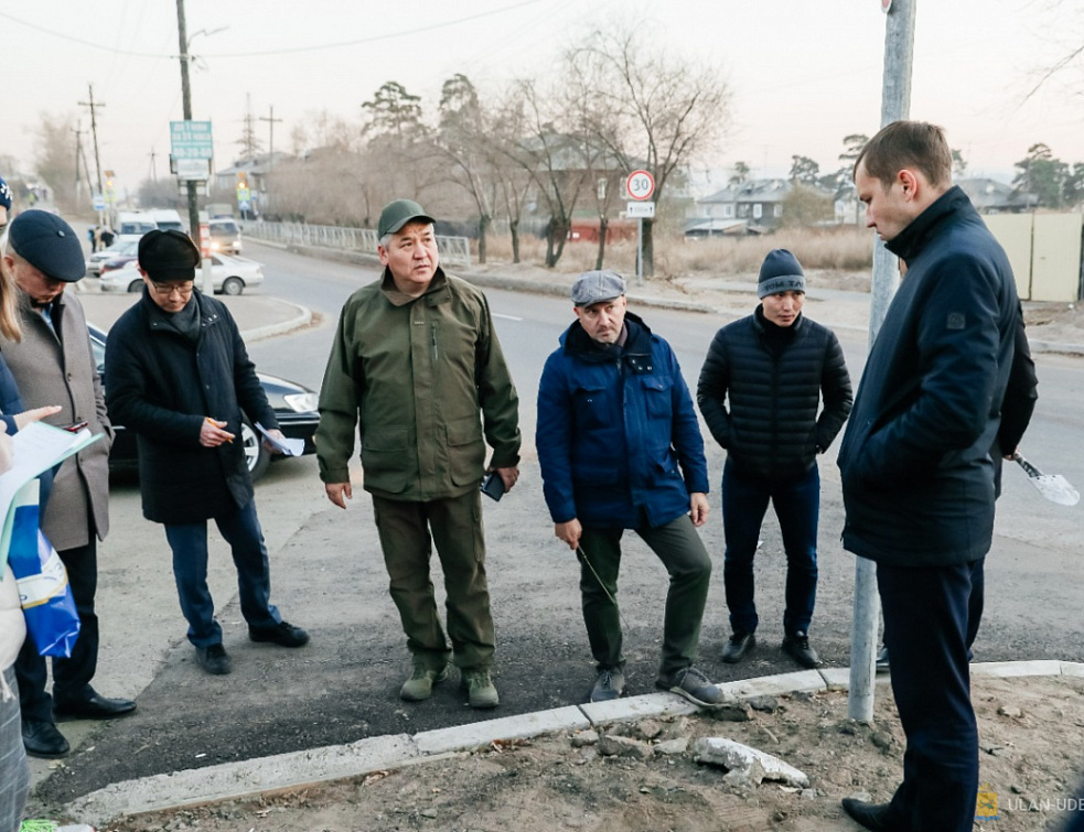 Депутаты Улан-Удэ вновь нашли недочеты в качестве ремонта дорог Депутаты Улан-Удэ вновь нашли недочеты в качестве ремонта дорог
