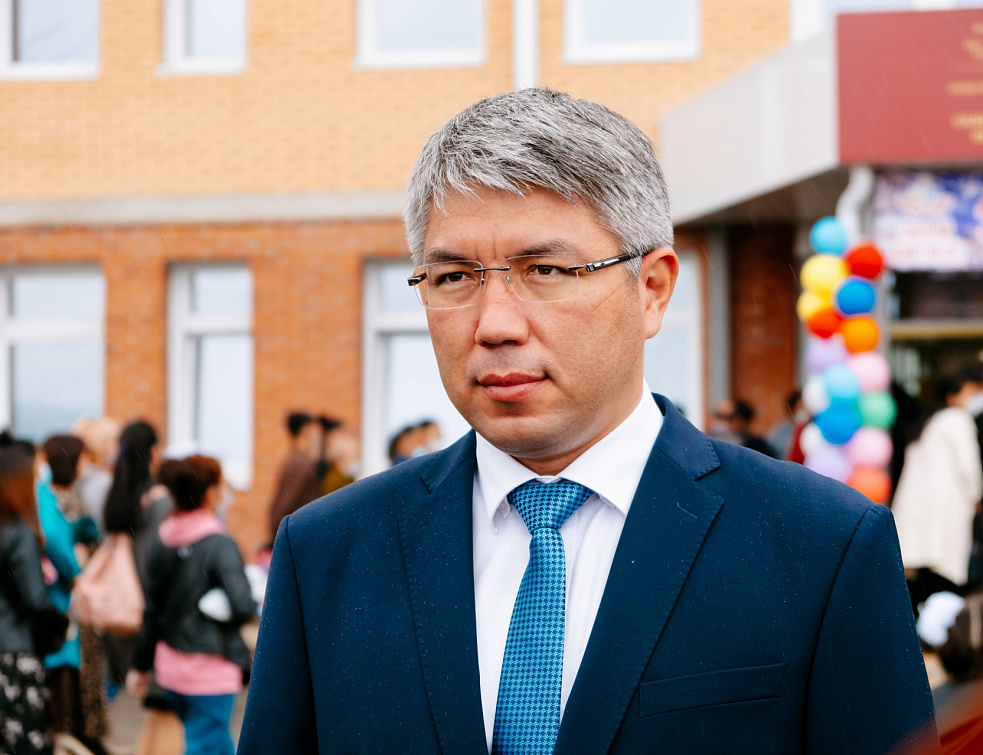 Глава Бурятии: «Судьба 5 новых школ зависит от руководства Иволгинского района» Глава Бурятии: «Судьба 5 новых школ зависит от руководства Иволгинского района»