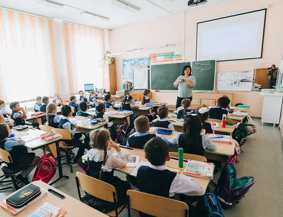 На очную форму обучения в школах Бурятии перейдут только учащиеся начальных и выпускных классов На очную форму обучения в школах Бурятии перейдут только учащиеся начальных и выпускных классов