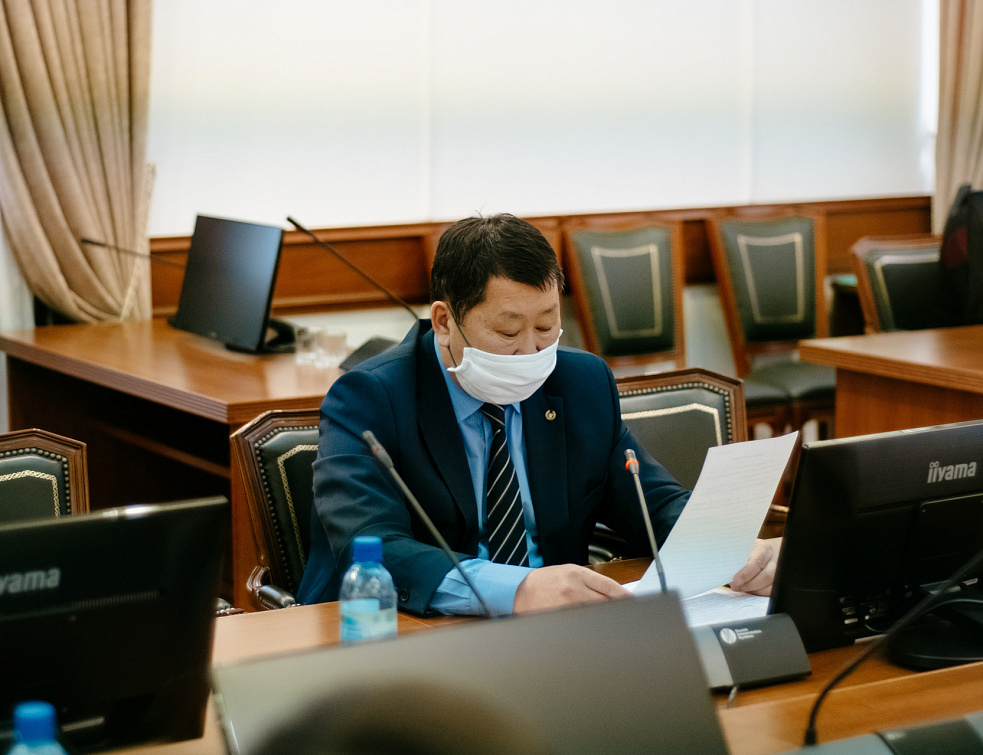 Главный санитарный врач Бурятии: "С наступлением тепла вирус активизируется" Главный санитарный врач Бурятии: "С наступлением тепла вирус активизируется"