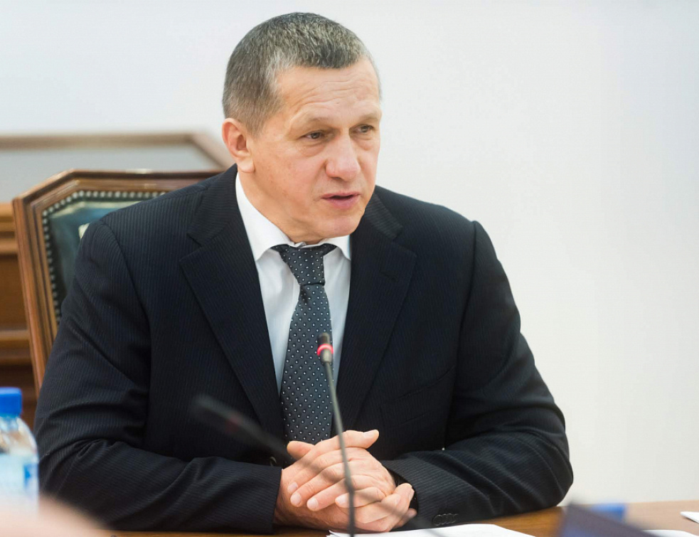 В Бурятию вновь прилетит Юрий Трутнев В Бурятию вновь прилетит Юрий Трутнев